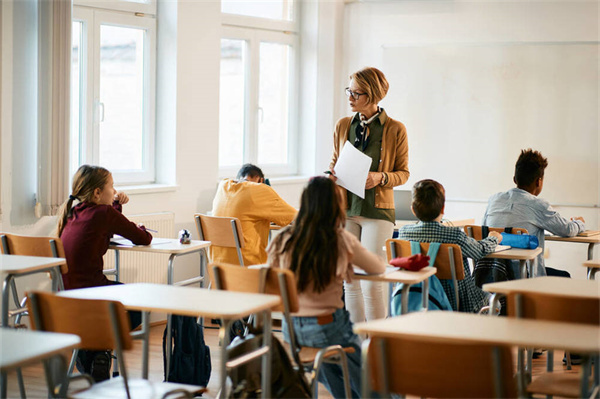 男生學地鐵學什么專業最好(男生適合學習哪些專業來更好地掌握地鐵技能？)