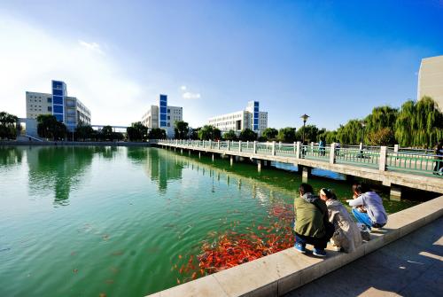 四川大學華西臨床醫(yī)學院周邊環(huán)境