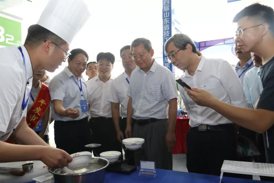 第四屆山東省技工院校成果展暨招生咨詢會在濟南舉行