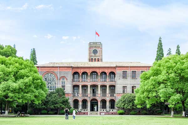 空乘專業(yè)大學(xué)排名