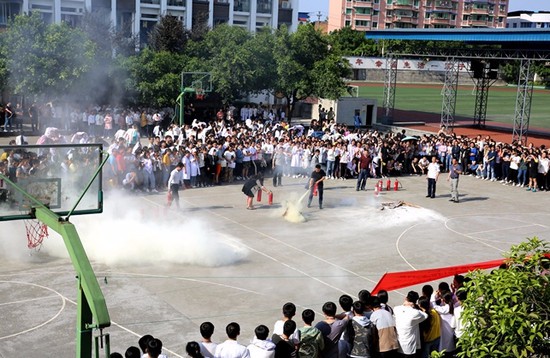 重慶市醫(yī)藥學校全國排名是多少，好不好？