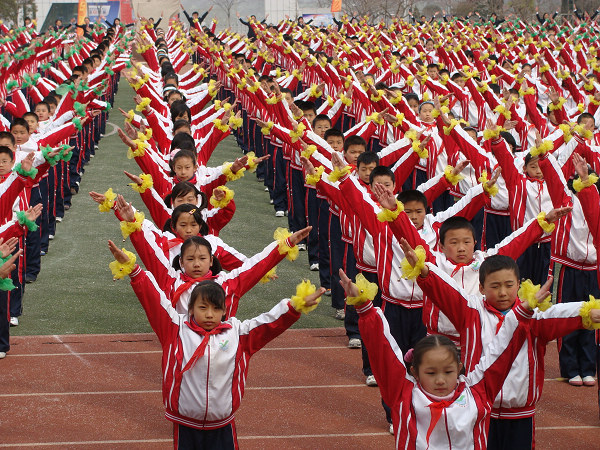 全市第三套中小學(xué)生廣播體操評比活動圓滿結(jié)束