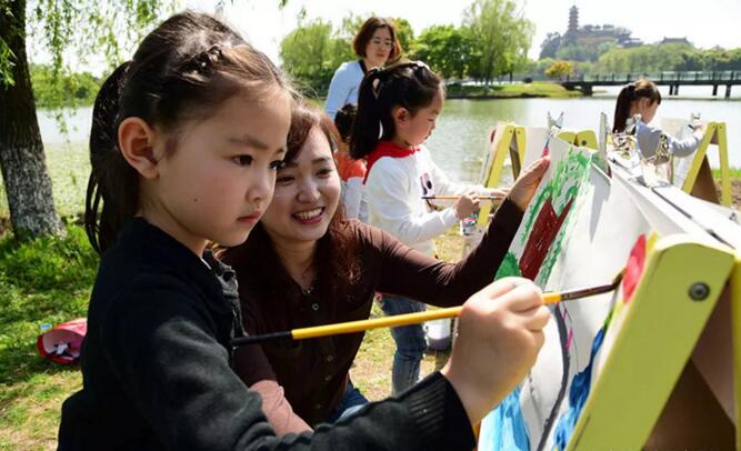 《光明日報(bào)》：讓普惠性幼兒園遍地開花丨媒體看教育